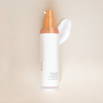 КРЕМ-ФЛЮЇД ПРИ ПЕРШИХ ВІКОВИХ ЗМІНАХ FIRST SIGNS OF AGING FLUID CREAM 10009 фото